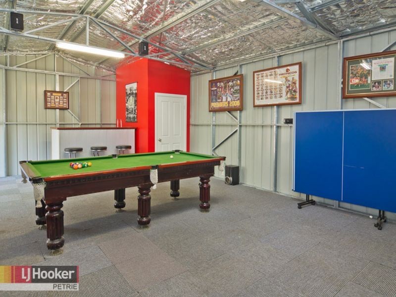 11 Forestville Rd, Petrie QLD 4502