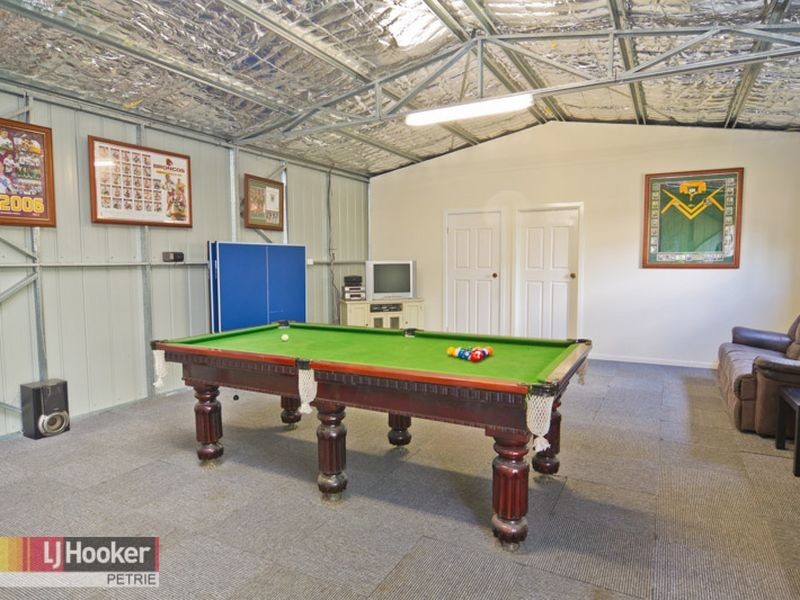 11 Forestville Rd, Petrie QLD 4502