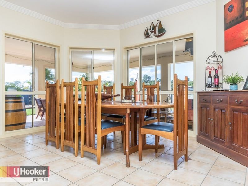 8 Turnbull Court, Petrie QLD 4502