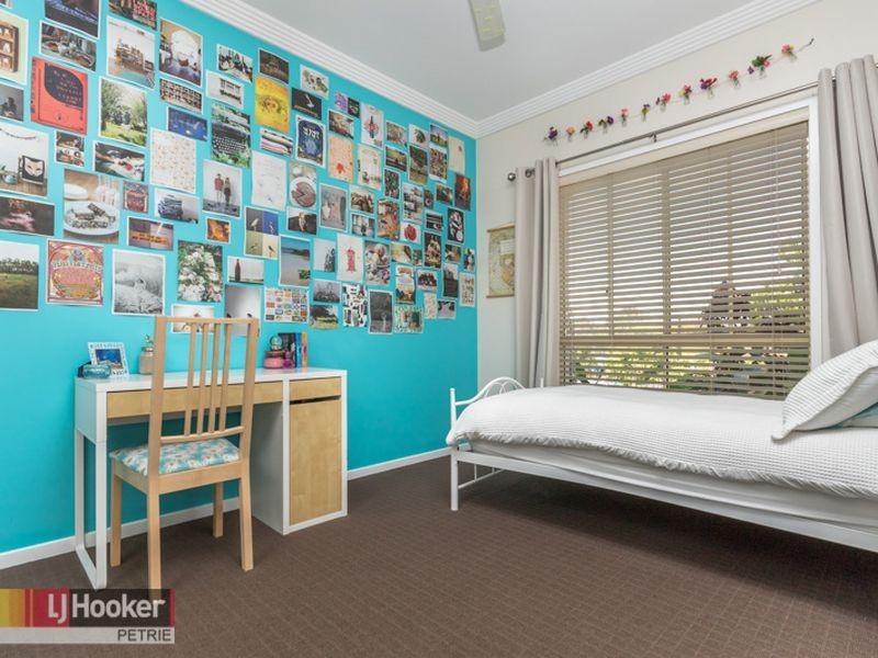 8 Turnbull Court, Petrie QLD 4502