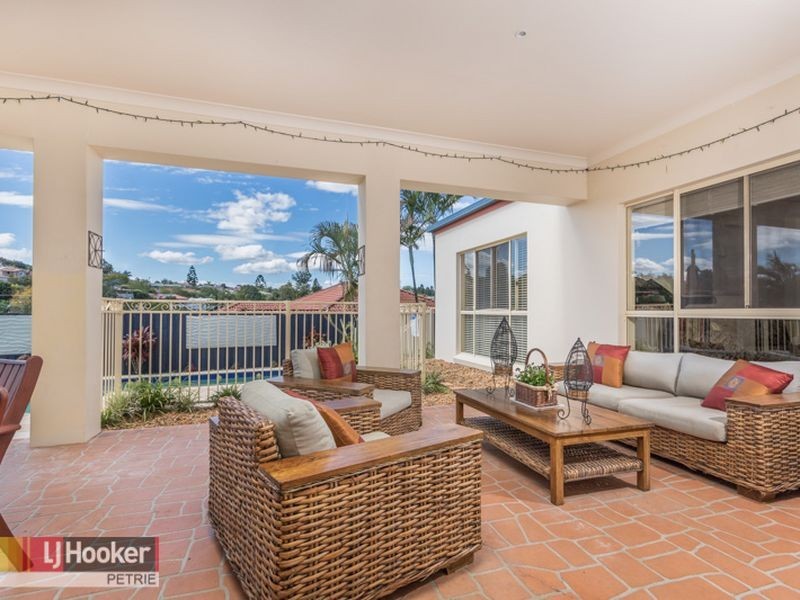 8 Turnbull Court, Petrie QLD 4502