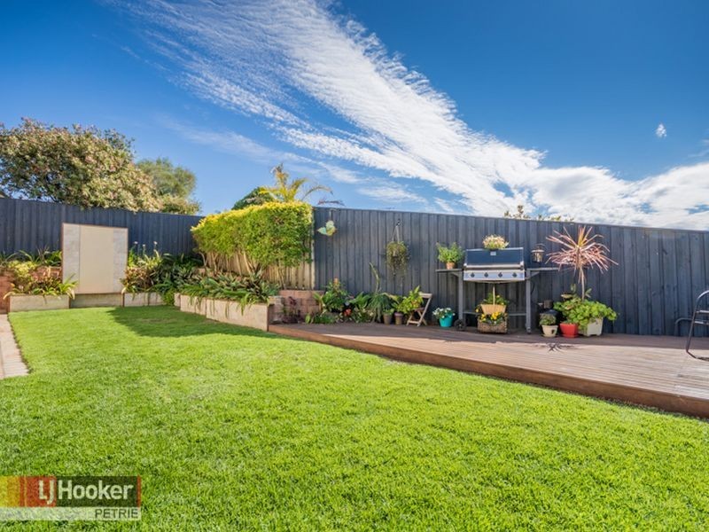 8 Turnbull Court, Petrie QLD 4502
