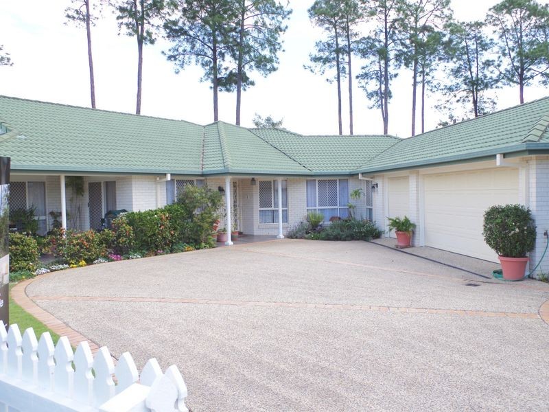 34 Inverpine Court, Petrie QLD 4502