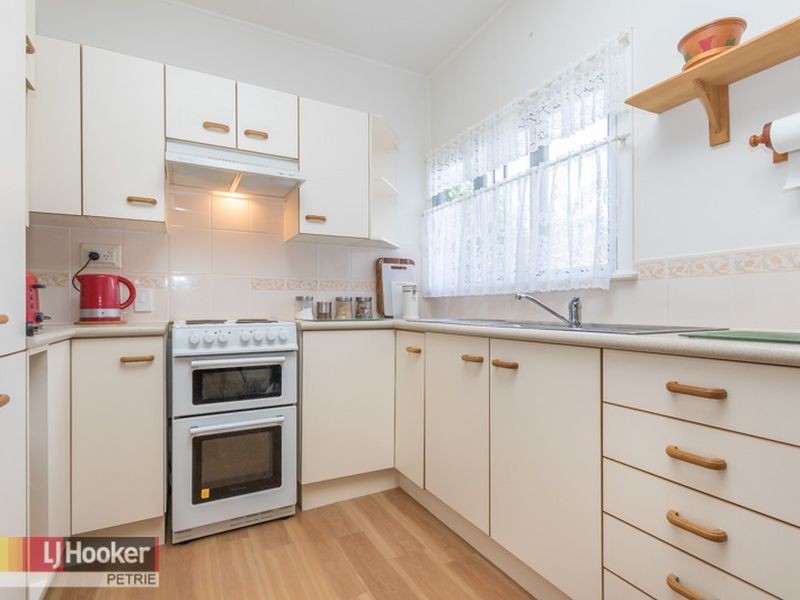 18 Conley Street, Clontarf QLD 4019