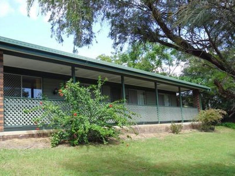 26 Chambery Rd, Petrie QLD 4502