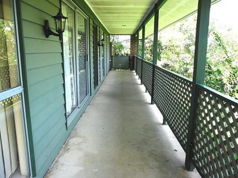 26 Chambery Rd, Petrie QLD 4502