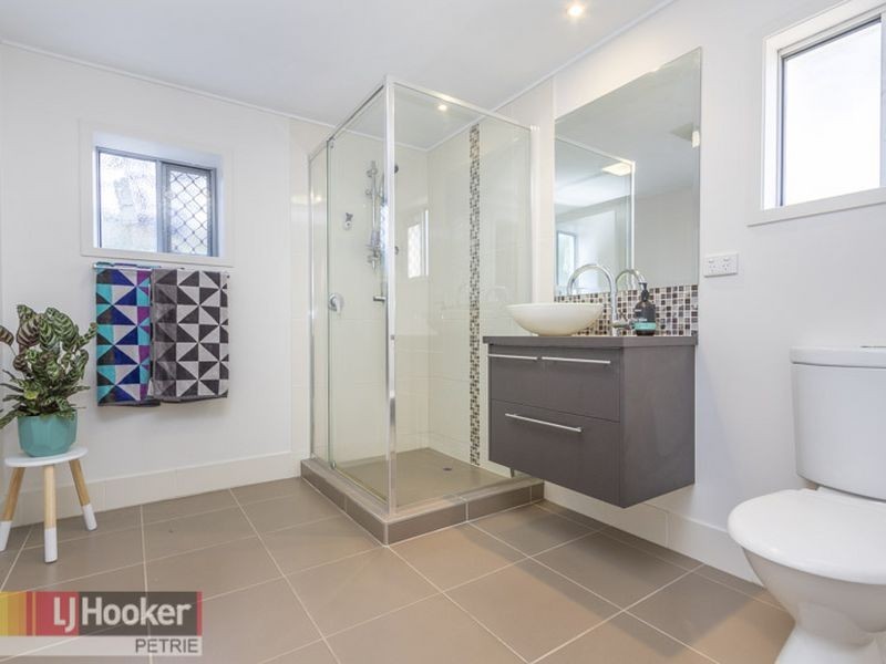 24 Boyanda Drive, Kallangur QLD 4503