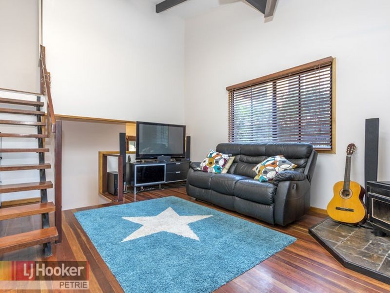 22 Killara Cres, Petrie QLD 4502