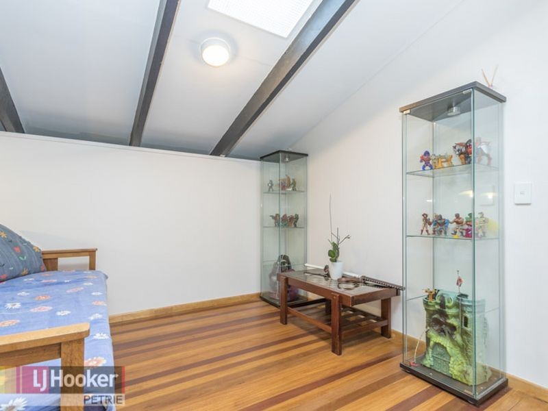 22 Killara Cres, Petrie QLD 4502