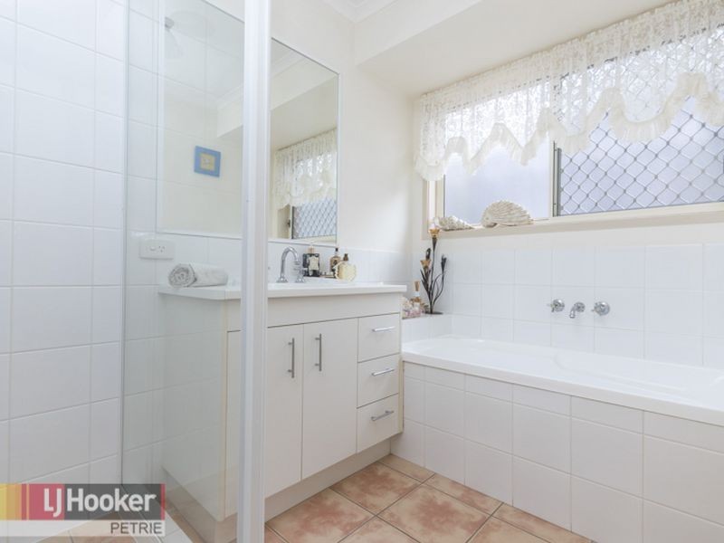 3 Greenside Place, Joyner QLD 4500