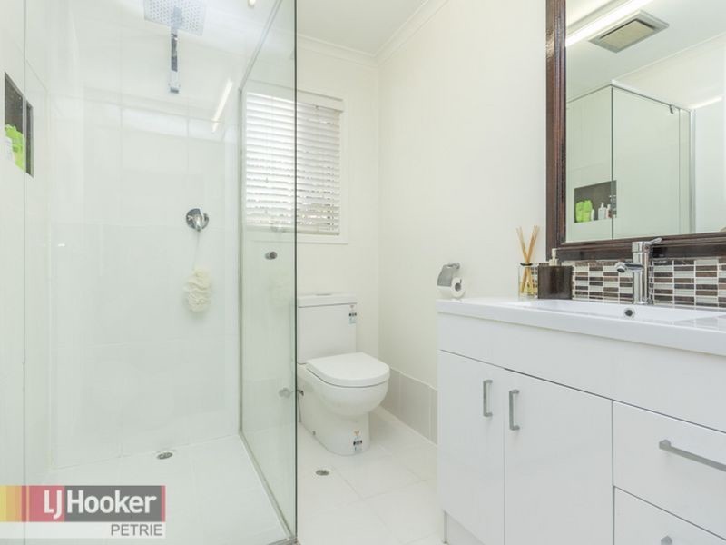 3 Grenoble Street, Petrie QLD 4502