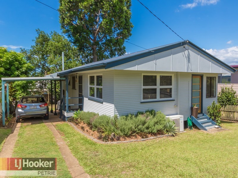 26 Reid Street, Petrie QLD 4502