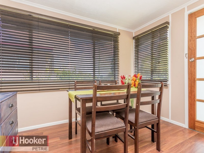 26 Reid Street, Petrie QLD 4502
