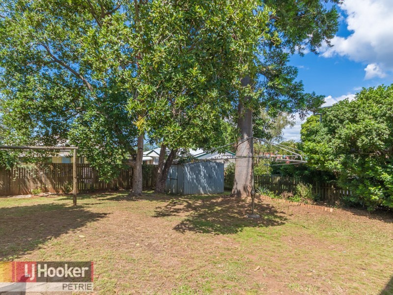 26 Reid Street, Petrie QLD 4502