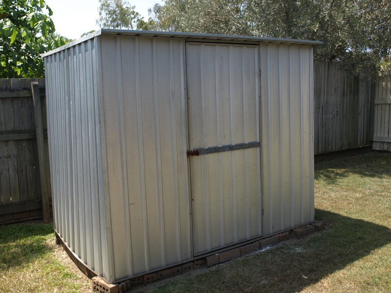 1 Eacham Street, Petrie QLD 4502