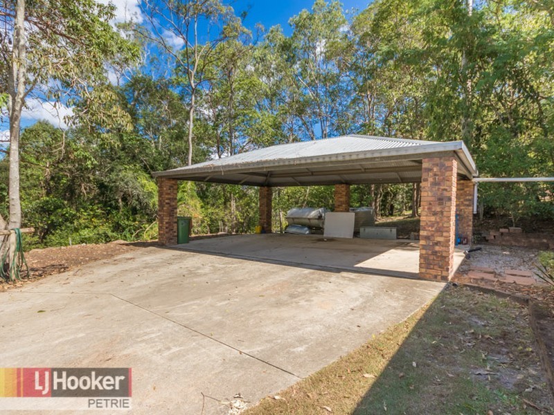 26 Whiteside Rd, Whiteside QLD 4503
