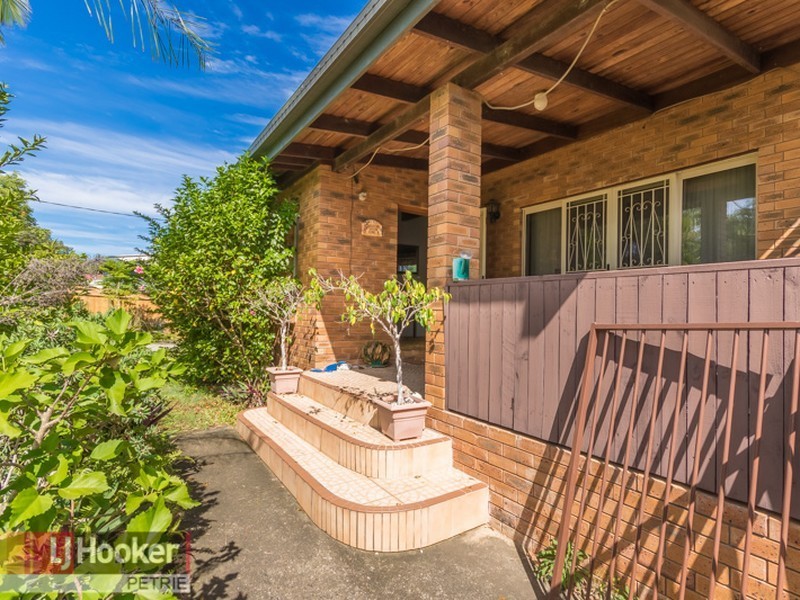 55 Beeville Rd, Petrie QLD 4502