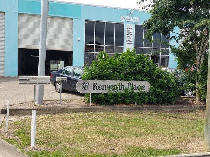 Unit 3 and 4/38 Kenworth Place, Brendale QLD 4500