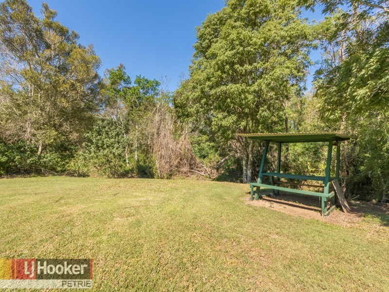 13 Whiteside Rd, Whiteside QLD 4503