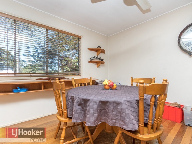 13 Whiteside Rd, Whiteside QLD 4503