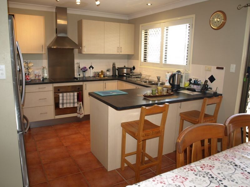 1 Eacham Street, Petrie QLD 4502