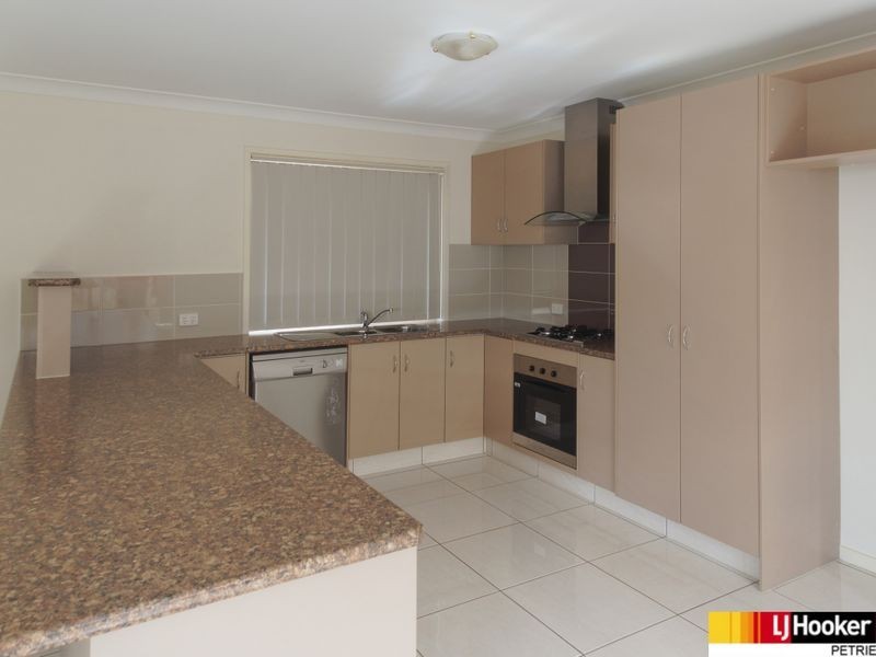 30 Diane Parade, Kallangur QLD 4503