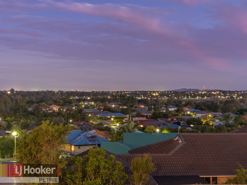 1 Hunter Circuit, Petrie QLD 4502