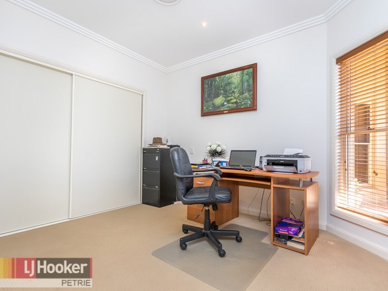 1 Hunter Circuit, Petrie QLD 4502