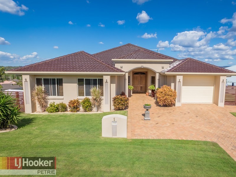 1 Hunter Circuit, Petrie QLD 4502