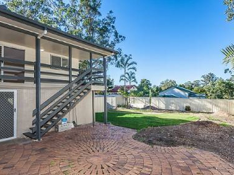 10 Arunga Street, Petrie QLD 4502