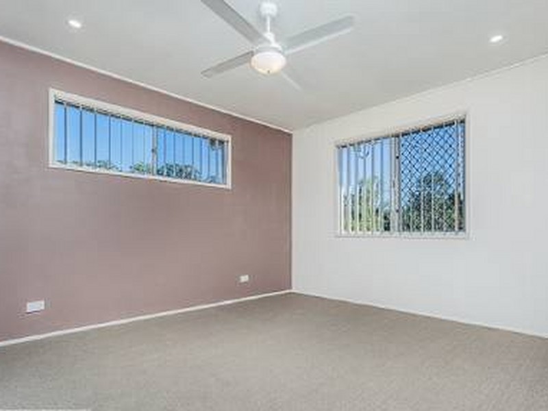 10 Arunga Street, Petrie QLD 4502