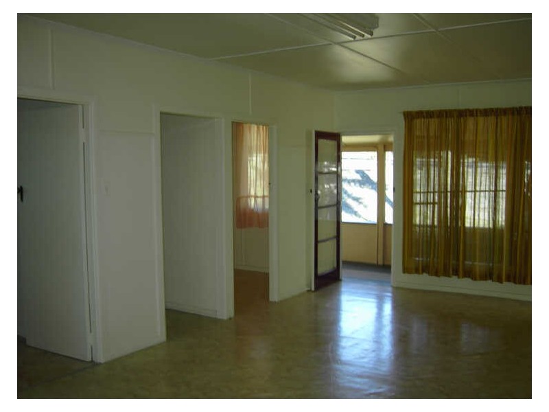 1137 Anzac Avenue, Petrie QLD 4502