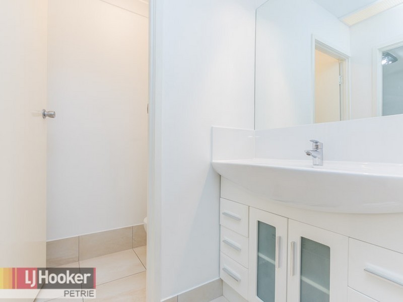 1 Vores Road, Whiteside QLD 4503