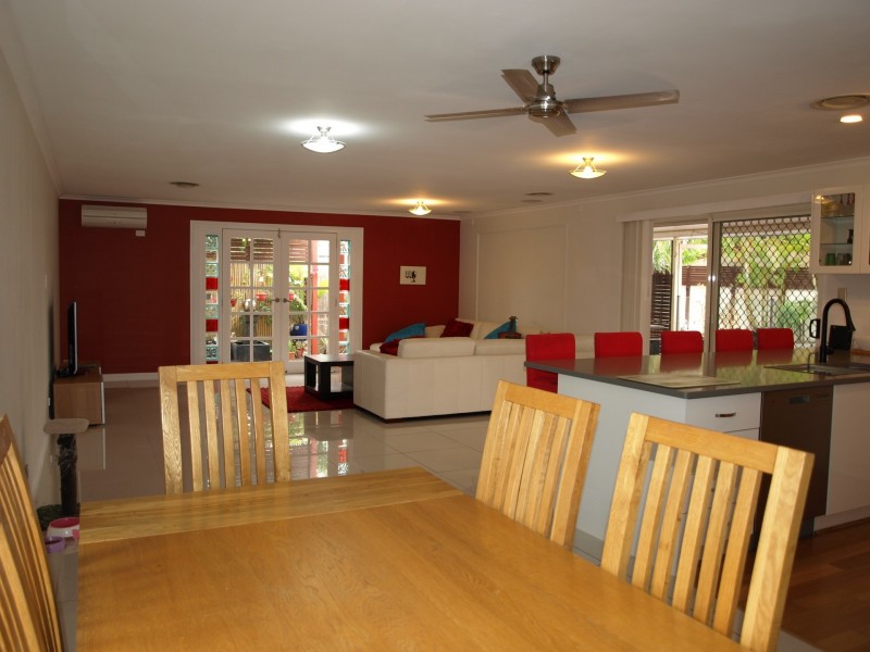 22 Inverpine Court, Petrie QLD 4502