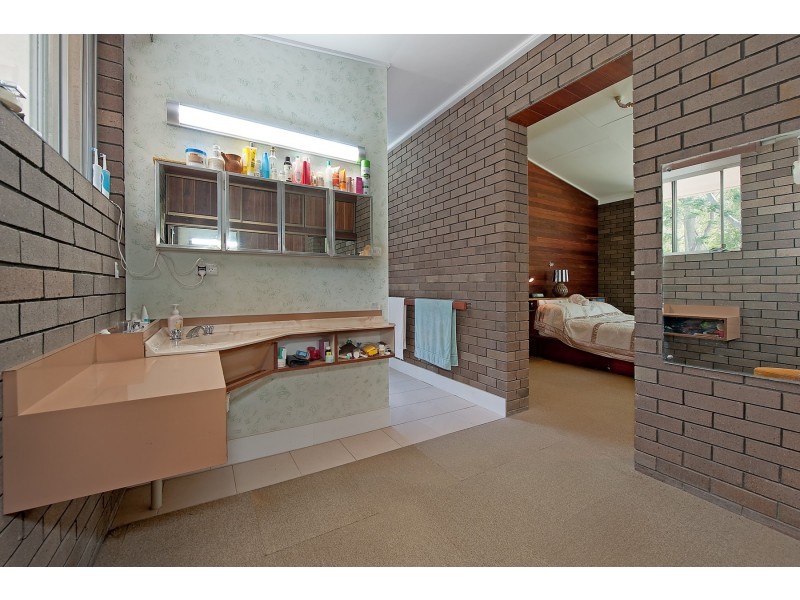 29 Vores Road, Whiteside QLD 4503