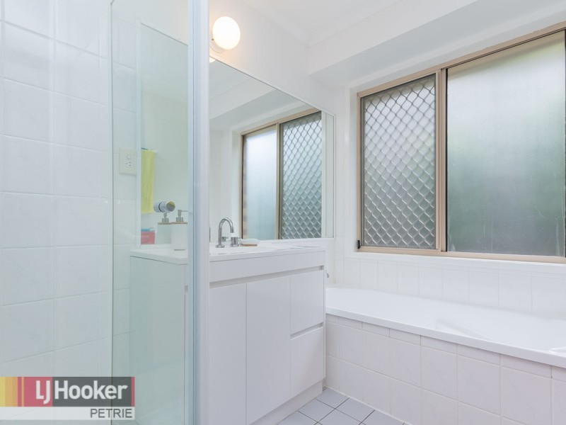 7 Camion Court, Petrie QLD 4502