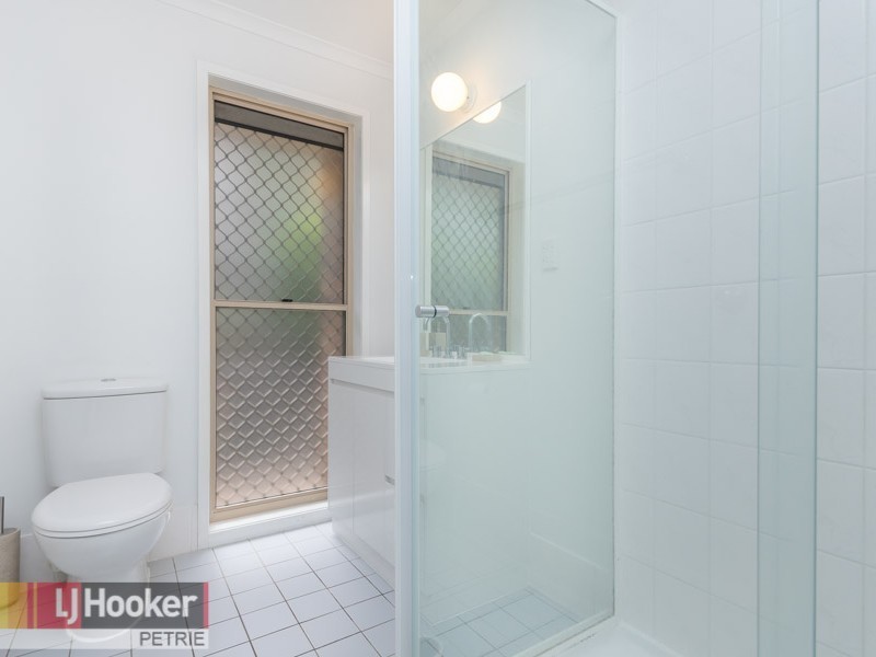 7 Camion Court, Petrie QLD 4502