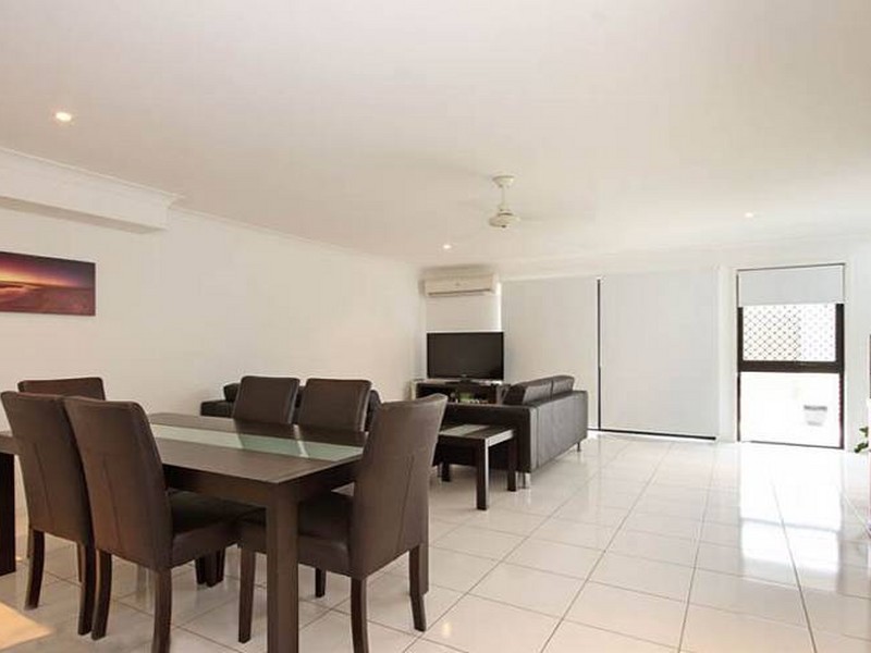 1 Slater Avenue, Lawnton QLD 4501