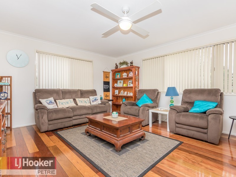 9 Rennes Avenue, Petrie QLD 4502