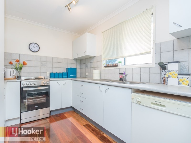 9 Rennes Avenue, Petrie QLD 4502