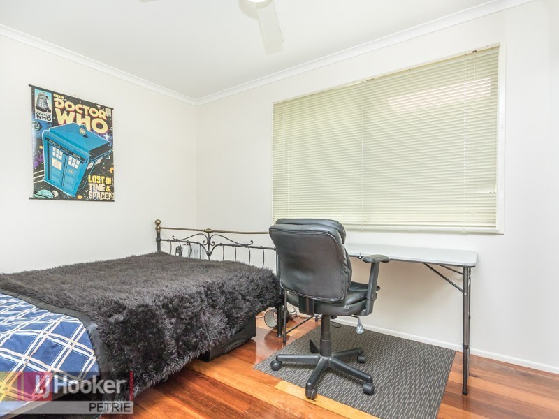 9 Rennes Avenue, Petrie QLD 4502