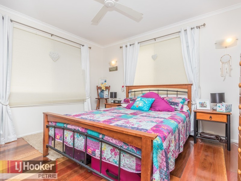 9 Rennes Avenue, Petrie QLD 4502