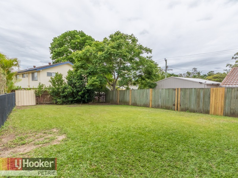 9 Rennes Avenue, Petrie QLD 4502