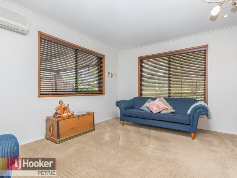 10 Constantia Drive, Petrie QLD 4502