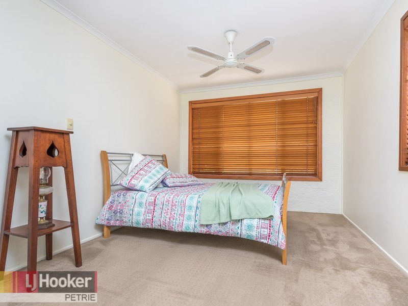 10 Constantia Drive, Petrie QLD 4502