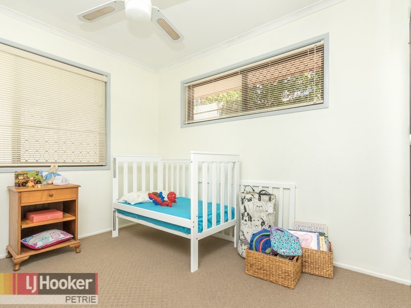 10 Constantia Drive, Petrie QLD 4502