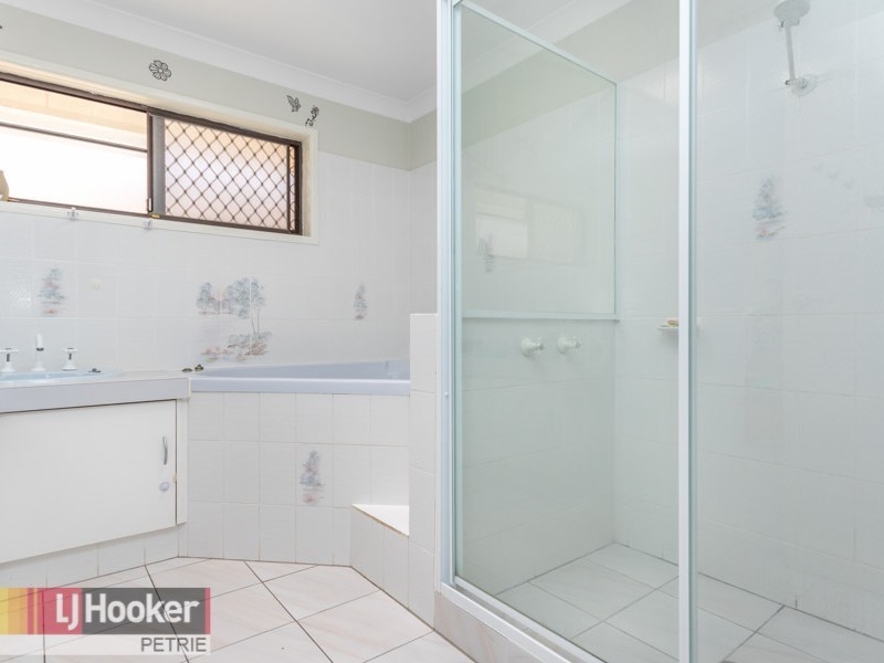 65 Viscount Street, Bray Park QLD 4500