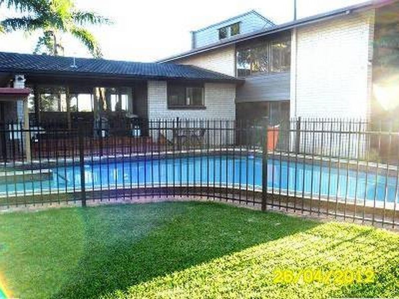 56 Dayboro Road, Petrie QLD 4502