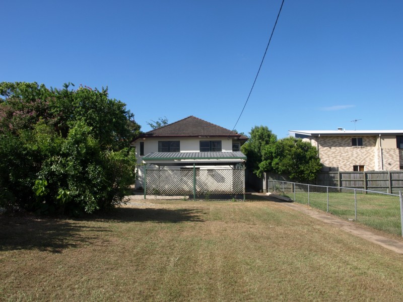 14 Dayboro Road, Petrie QLD 4502