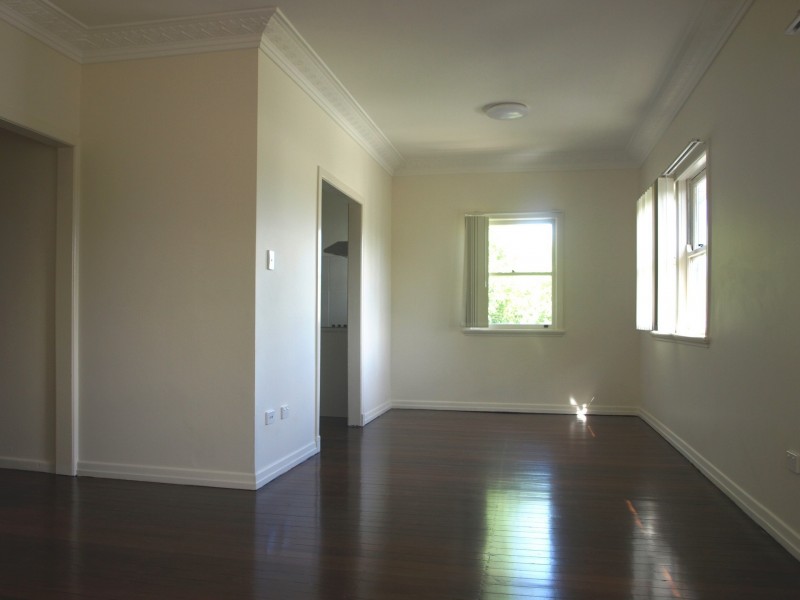 14 Dayboro Road, Petrie QLD 4502